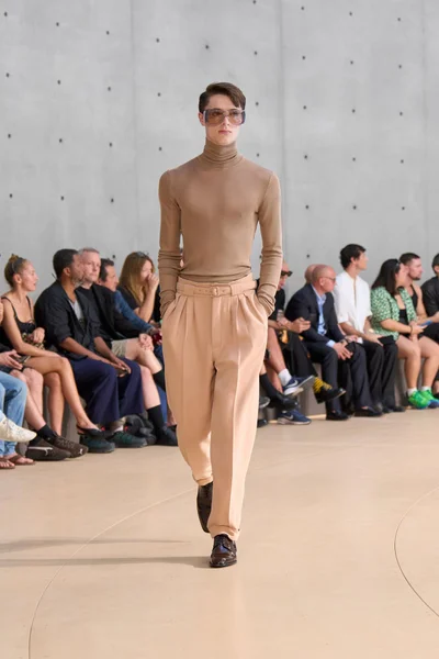 Look 21